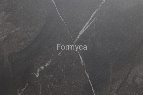 Kumlun Black 2 cm.jpg